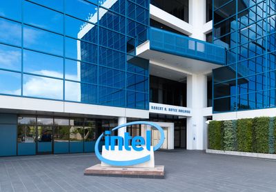 The AI Boom Has a New Chip Shortage. Intel Is Ready.